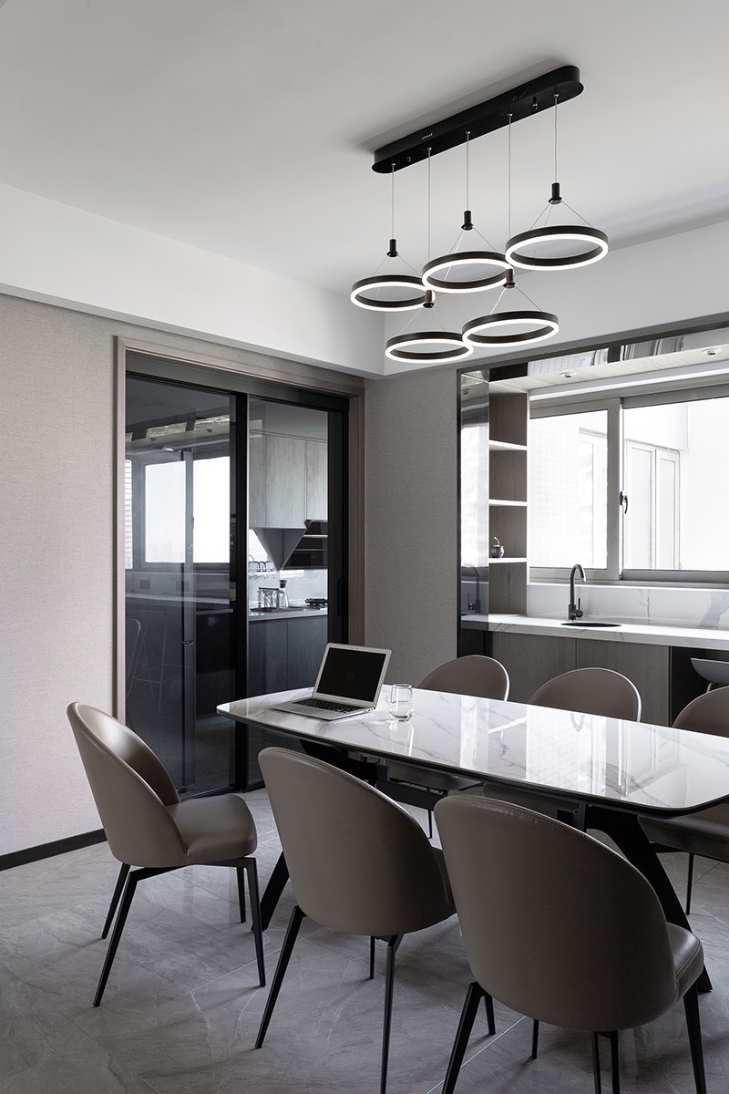 装修案例现代风格室内装修效果图-餐厅 装修案例现代风格室内装修效果图-餐厅